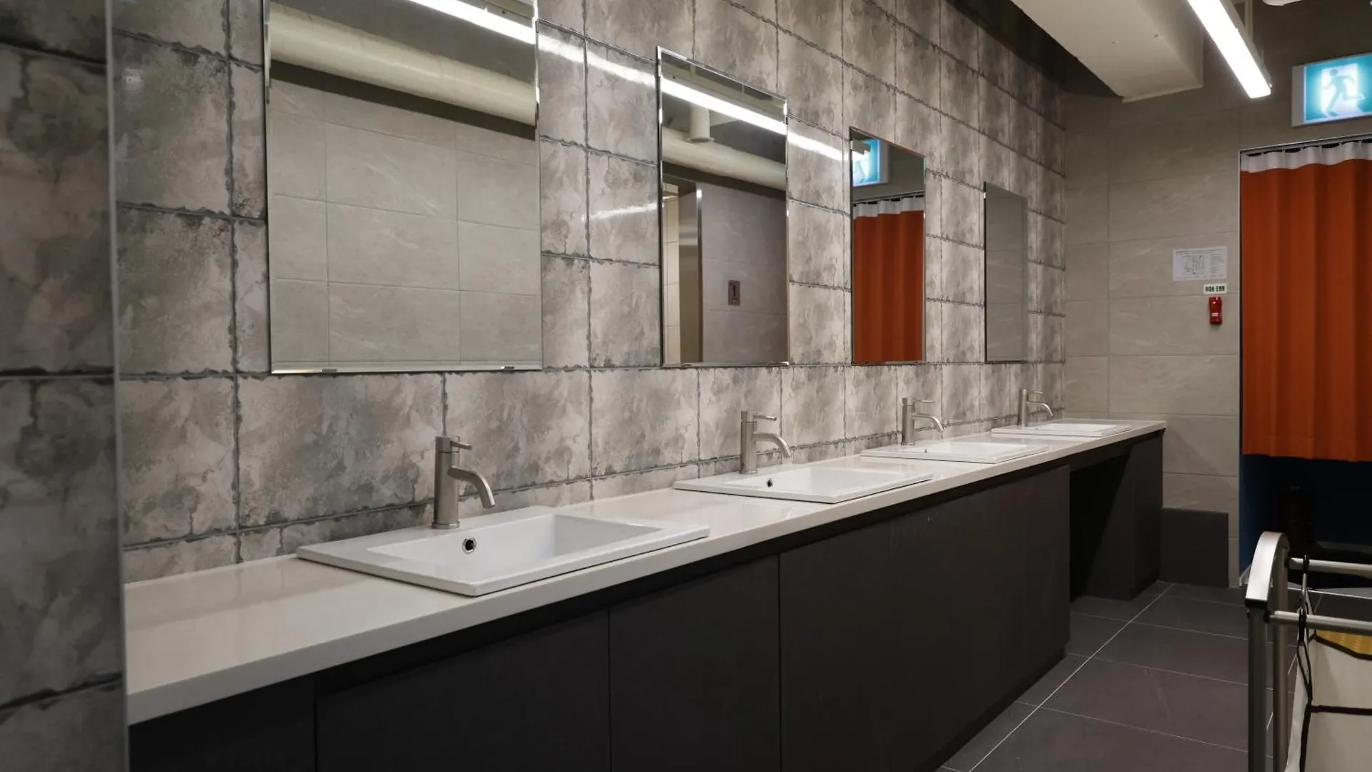 Bluedot Poshtel Hostel Seoul